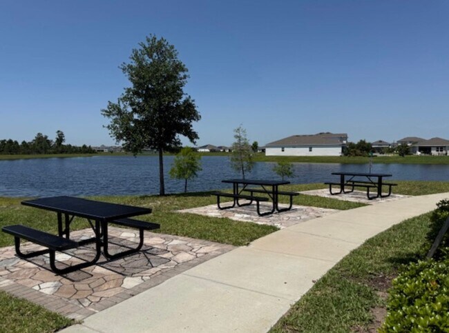 Building Photo - Isles of Lake Nona!! 3 Bedroom 2.5 Bathroom Townhome