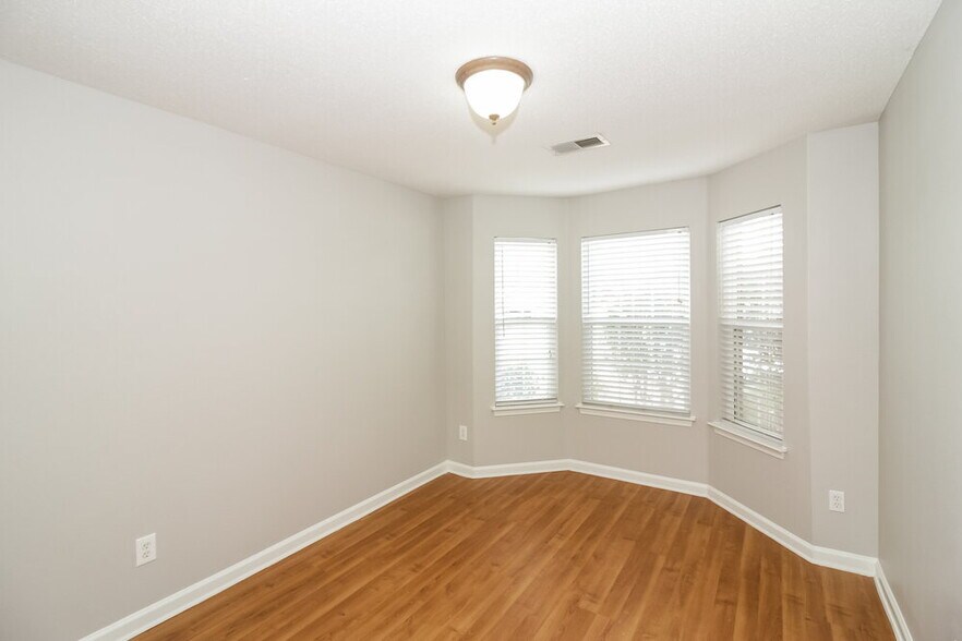 Building Photo - 65 Arborlon Cove