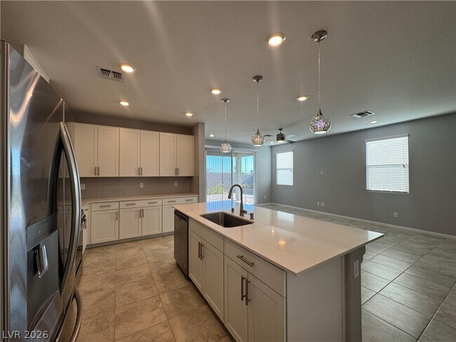 Building Photo - 7490 Lush Oasis Ave.