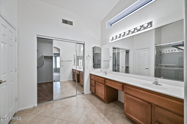 Building Photo - 9222 E Crystal Dr