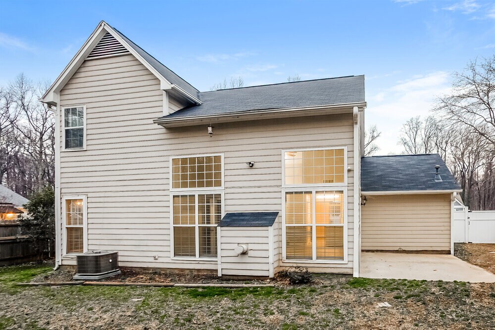 Building Photo - 7523 Pence Pond Ln