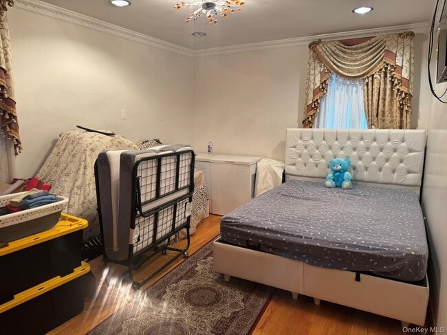 Building Photo - 109-04 Myrtle Ave