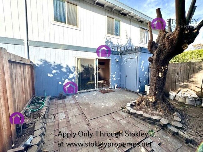 Building Photo - 1354 Tree Garden Pl