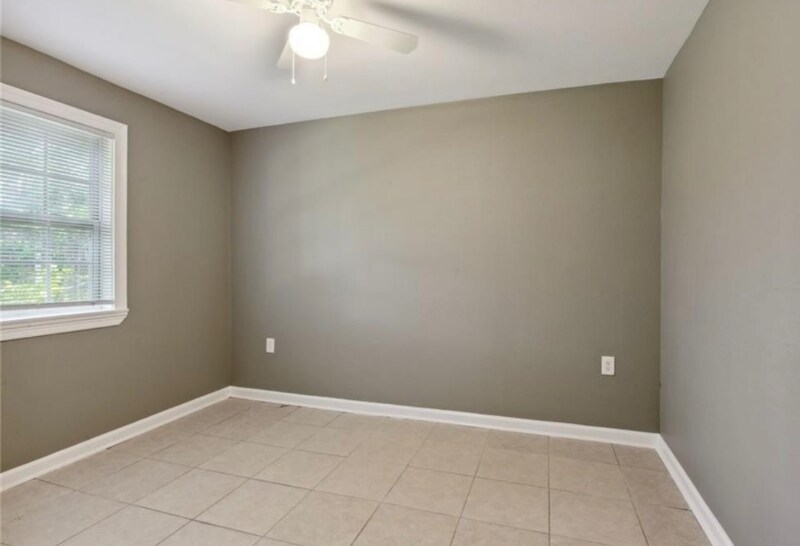 Building Photo - 14040 Wales St