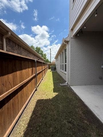 Building Photo - 2726 Geranium Ln