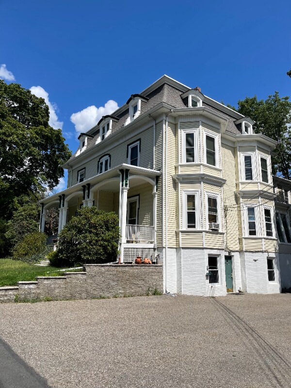 Building Photo - 36 Central Ave