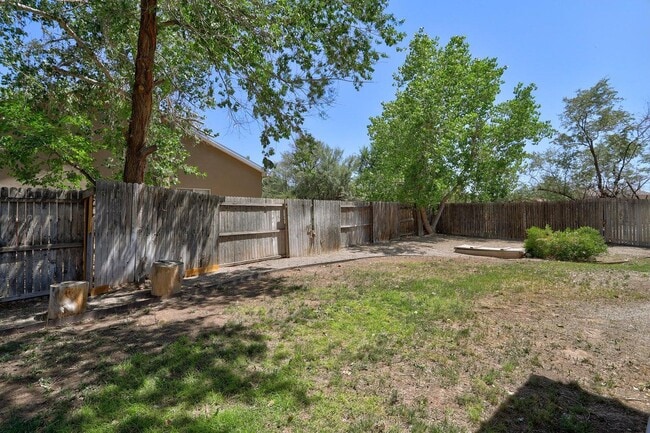 Building Photo - 115 Espinosa Rd