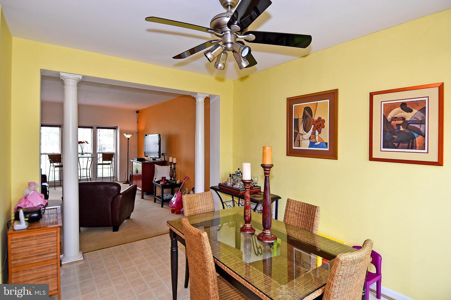 Dining area - 16739 Sweeney Ln