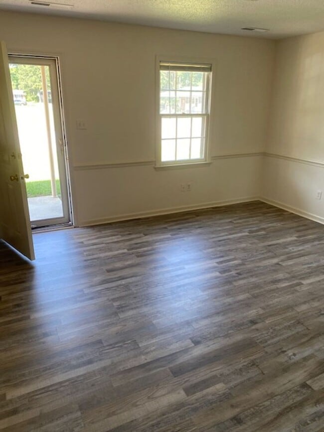 Building Photo - 2 Bedroom House on Corner Lot - Nash County