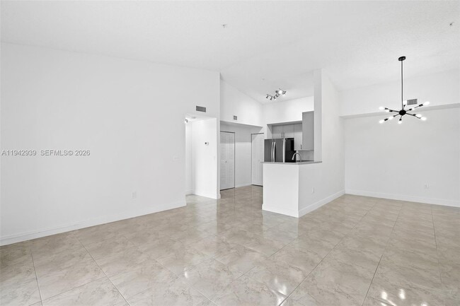 Building Photo - 6992 SW 39th St