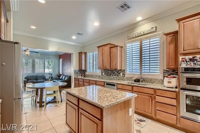 Building Photo - 12266 Bluebird Canyon Pl