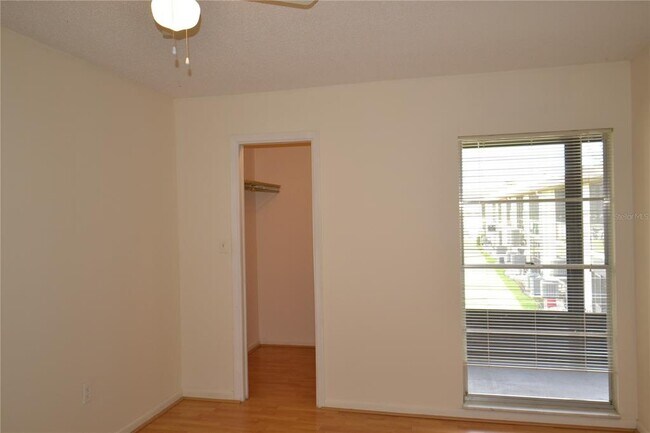 Building Photo - 5154 Turquoise Ln