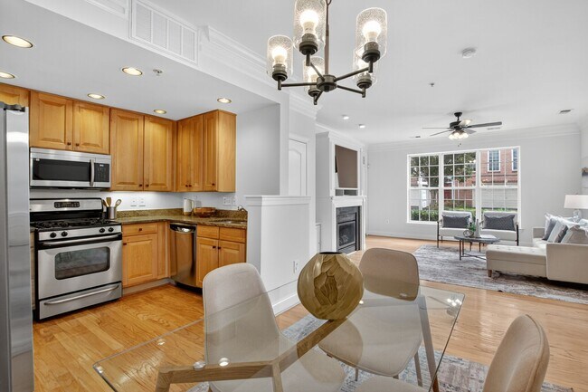 Building Photo - 23 Swanton Ln