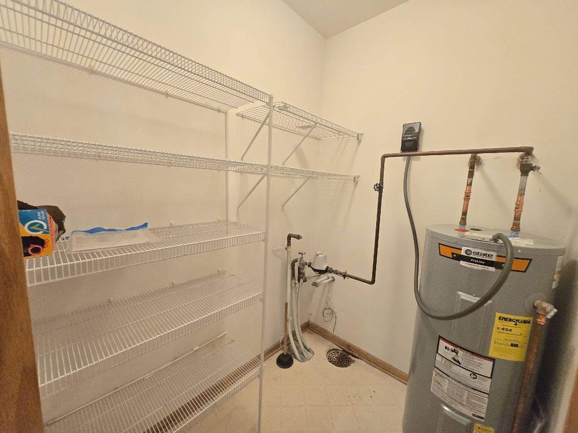 Building Photo - 950 67th St