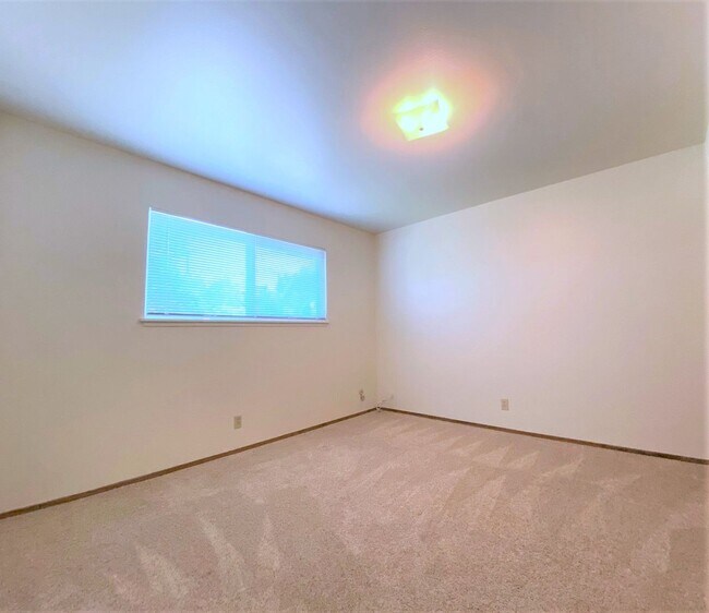 Building Photo - 8790 Petaluma Hill Rd