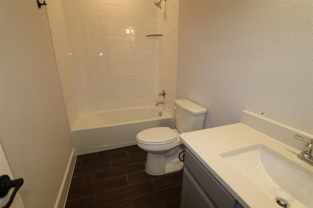 Building Photo - 1228 Villalonga Dr