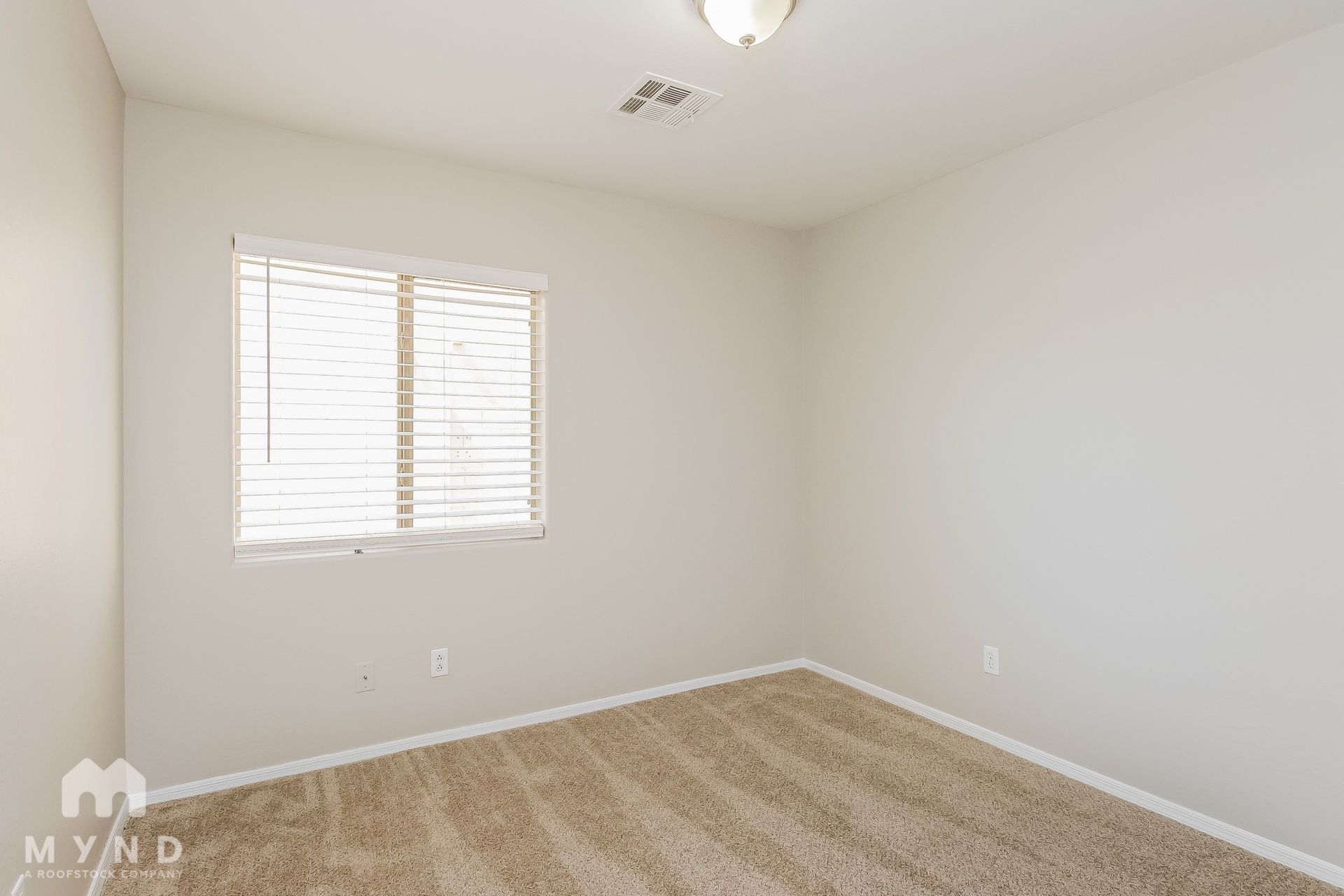 Building Photo - 3263 E Joseph Way