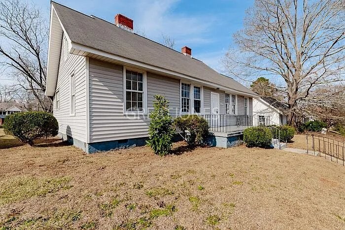 Building Photo - 250 Columbia Rd