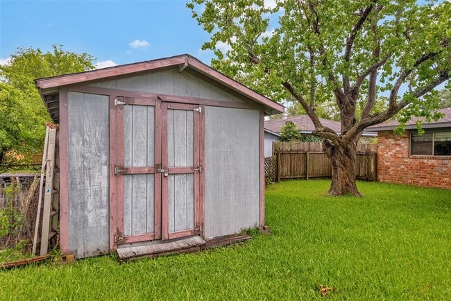 Building Photo - 16603 Tibet Rd