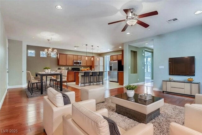 Building Photo - 1871 Via Delle Arti