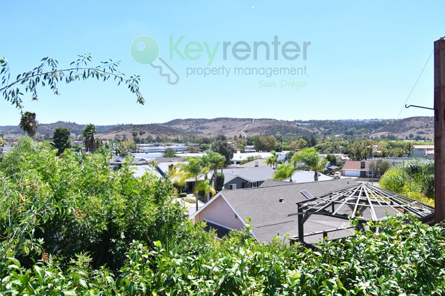 Building Photo - Poway School District | Conveniently locat...