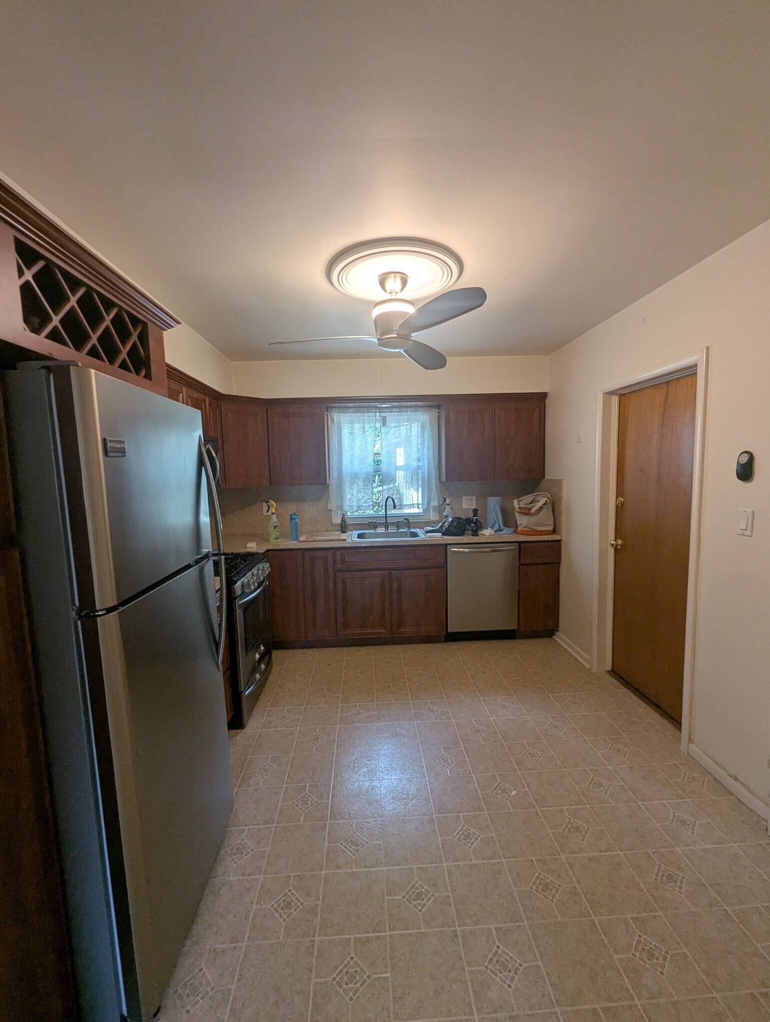 Building Photo - 22 Gaines St