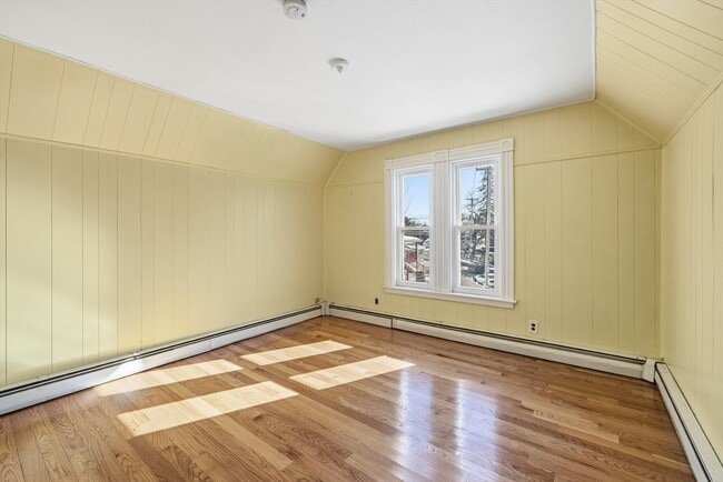 Building Photo - 20 Bell Rock St