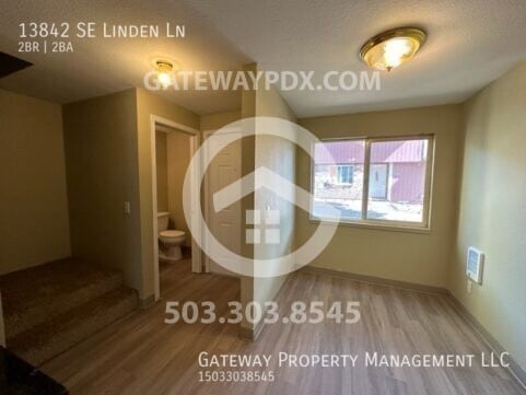 Building Photo - 13842 SE Linden Ln