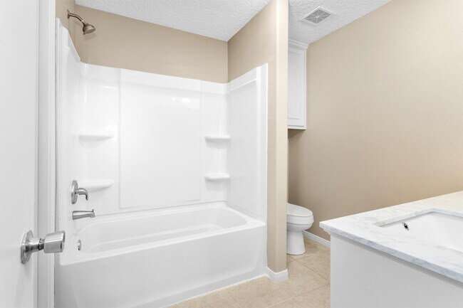 Building Photo - 16396 Many Trees Ln