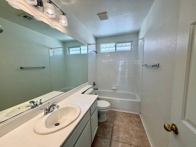 Building Photo - Beautiful and well-maintained two-story home in summerlin