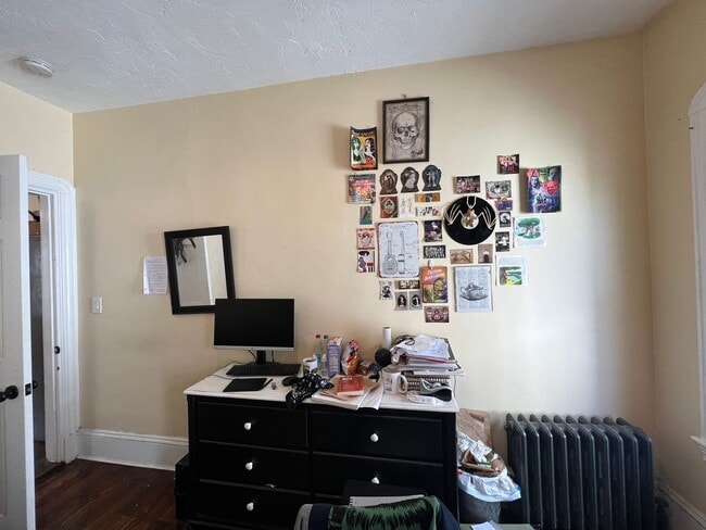 Building Photo - 21 Chandler St