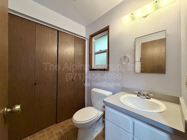 Building Photo - 5462 SW Murray Blvd