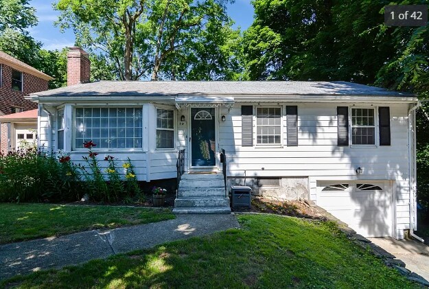 Building Photo - 39 Beechmont St