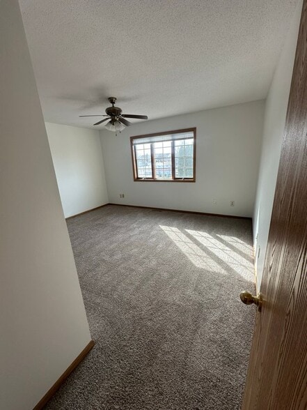 Building Photo - 1802 Talen St