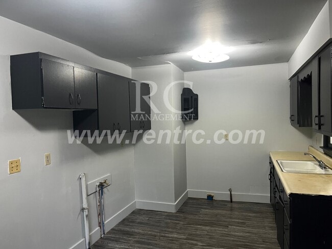Building Photo - 218 Tennessee-