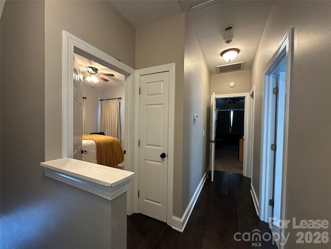 Building Photo - 819 Stargard Ct