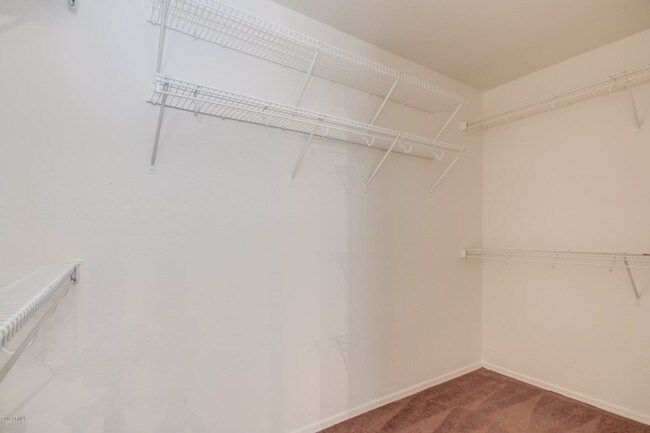 Building Photo - 3019 S 101st Ave