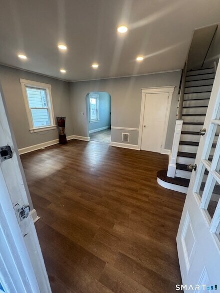 Building Photo - 365 Remington St