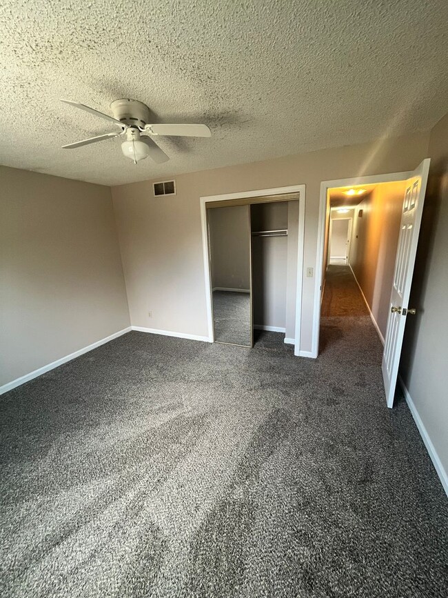 Building Photo - 3 Bed 2 Bath Home Available for Rent in Ne...