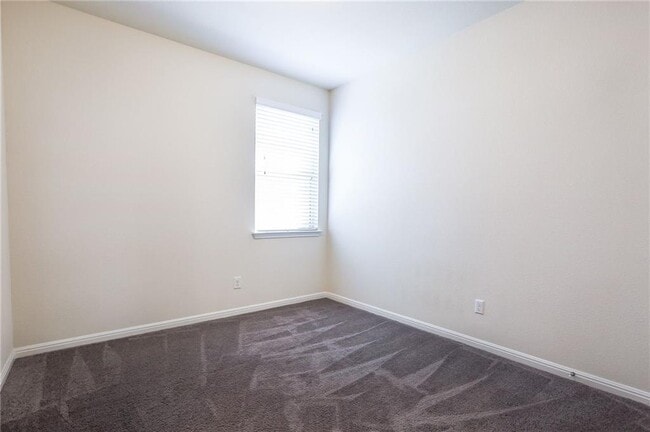 Building Photo - 637 Gabrielle Anne Dr