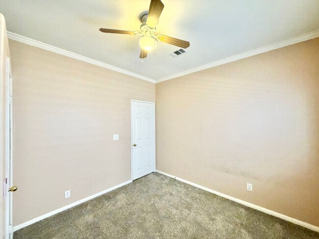 Building Photo - Wonderful 4 bedroom Single Story Murrieta Home (COMING SOON)