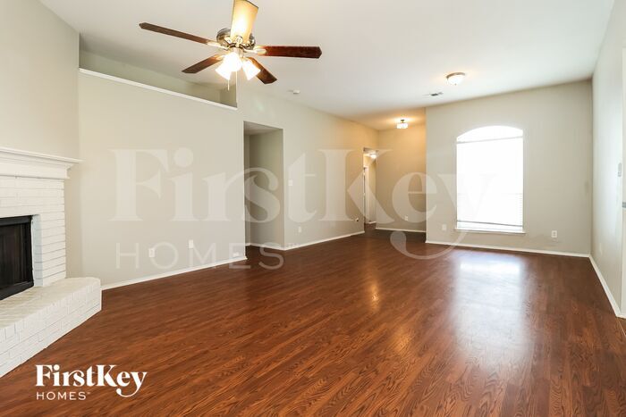 Building Photo - 1118 Cedar Ridge Ln