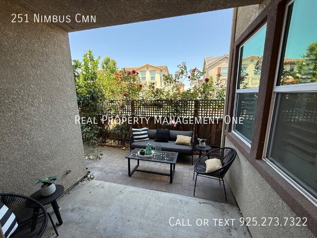 Building Photo - 251 Nimbus Cmn