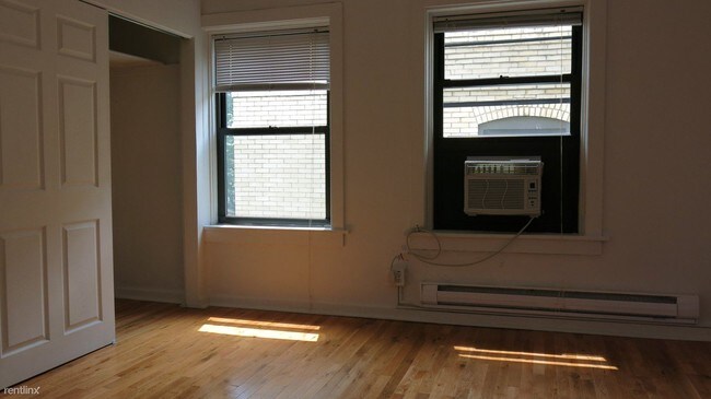 Building Photo - 3510 Louisa St