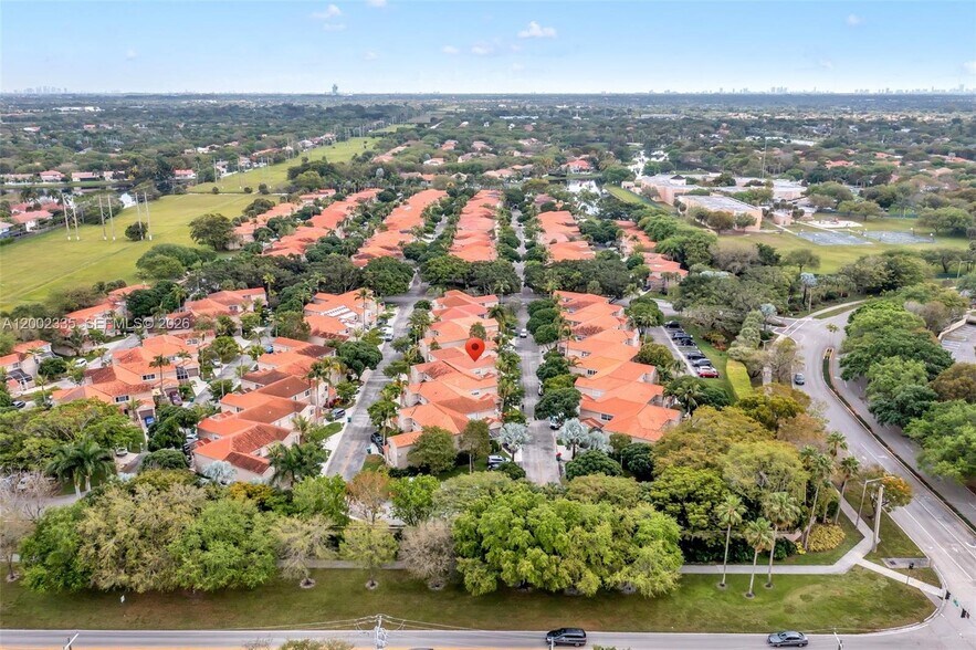 Building Photo - 11163 Chandler Dr