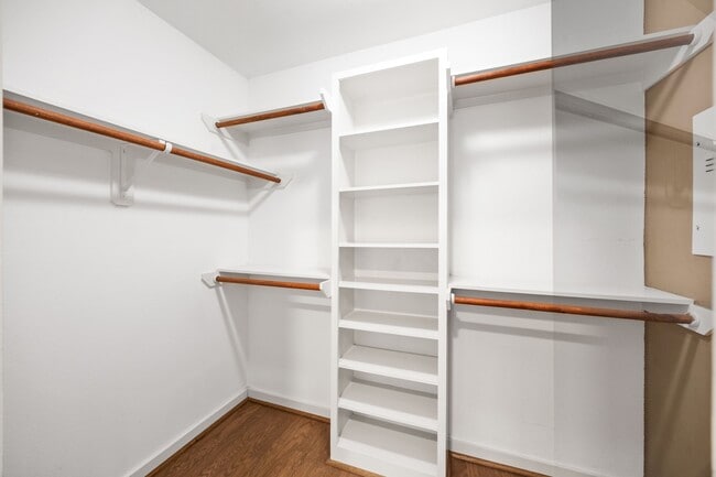 Building Photo - 510 Jackson Hill St