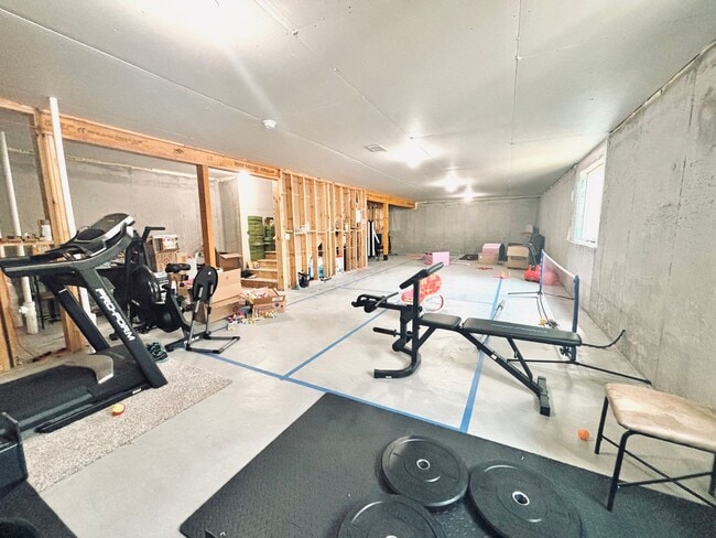 Building Photo - Stunning 5bed/3 1/2 bath Home in Shakopee!