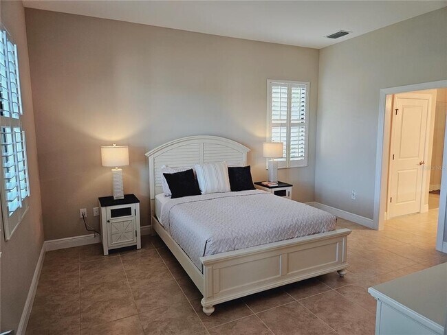 Building Photo - 10468 Crooked Crk Dr