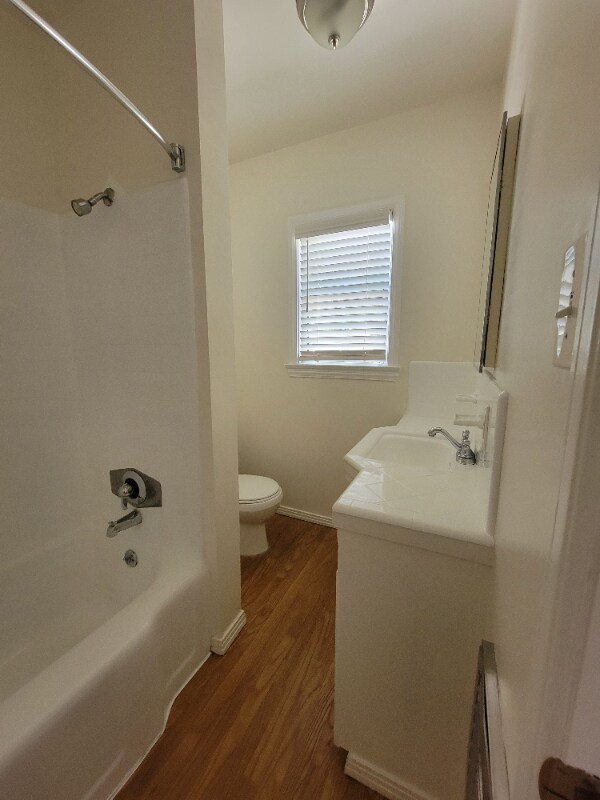 Building Photo - 13642 Leadwell St