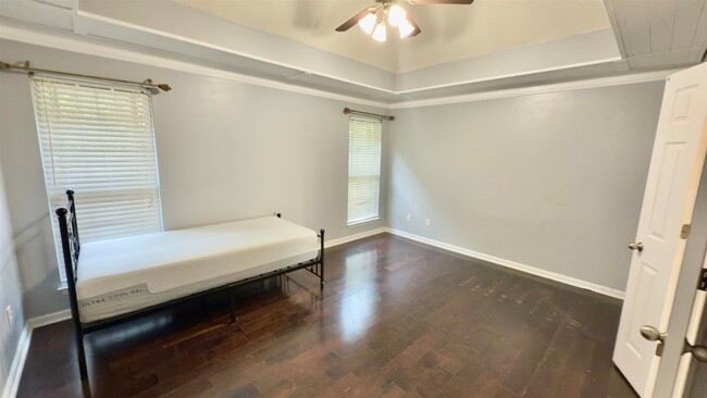 Building Photo - 4597 Oakden Ln.